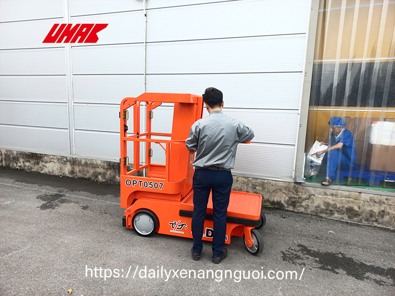 Bàn giao xe nâng người Dingli OPT0507 tại Ninh Bình